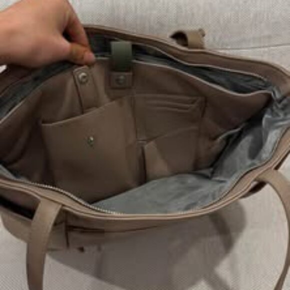 COLAB Taupe/Brown/Beige Tote Bag With Luggage & Laptop Sleeve - Picture 2 of 6